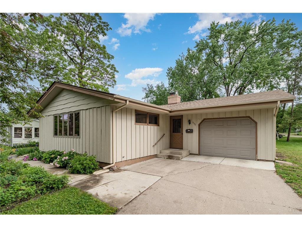 507 Division Street E, Buffalo, MN, 55313 MLS 6375854 Edina Realty