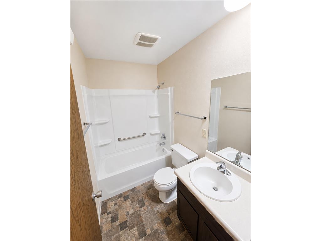 507 Division Street N #208 Clara City MN 56222 7070399 image9