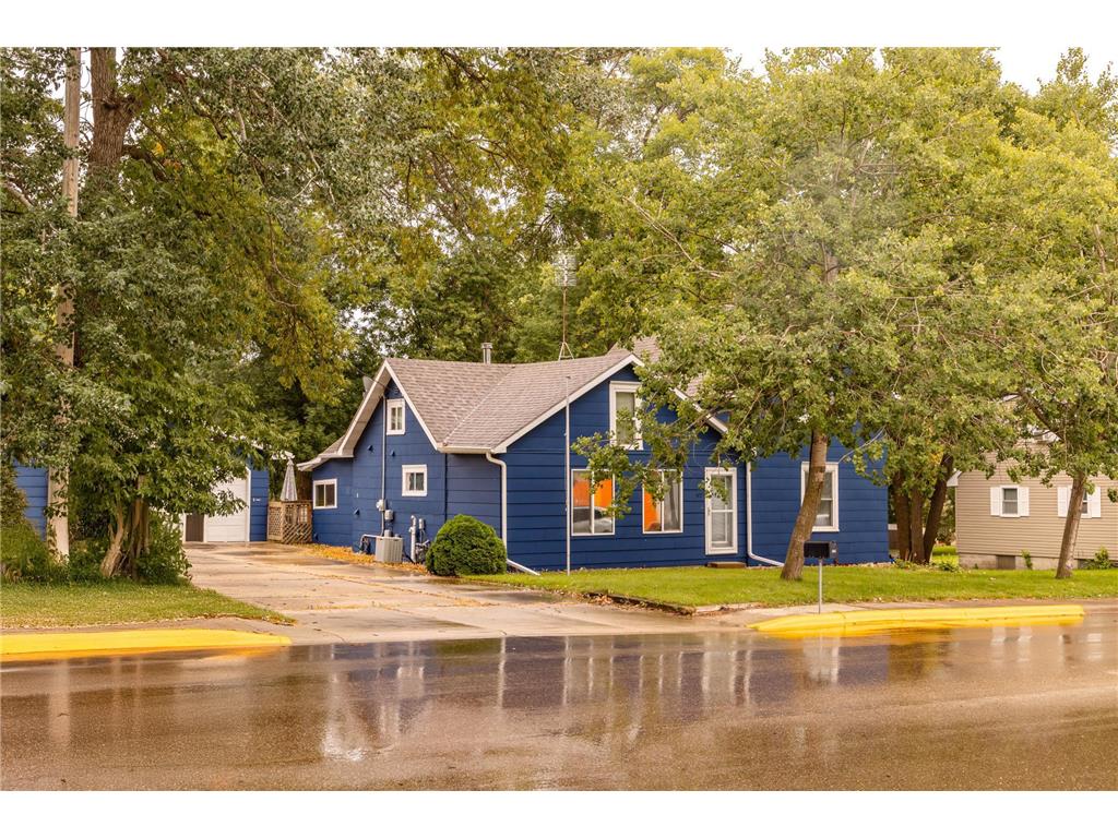 507 E 1st Avenue Osakis MN 56360 6782108 image1