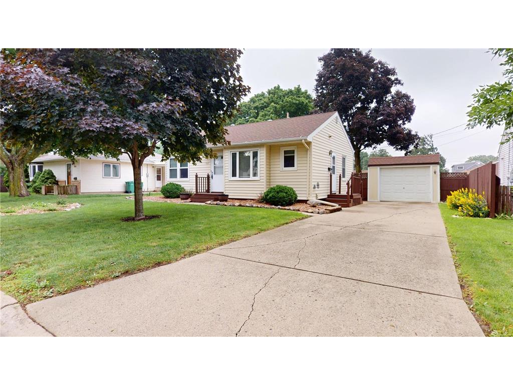 507 E Hawthorne Street Albert Lea MN 56007 6744738 image1