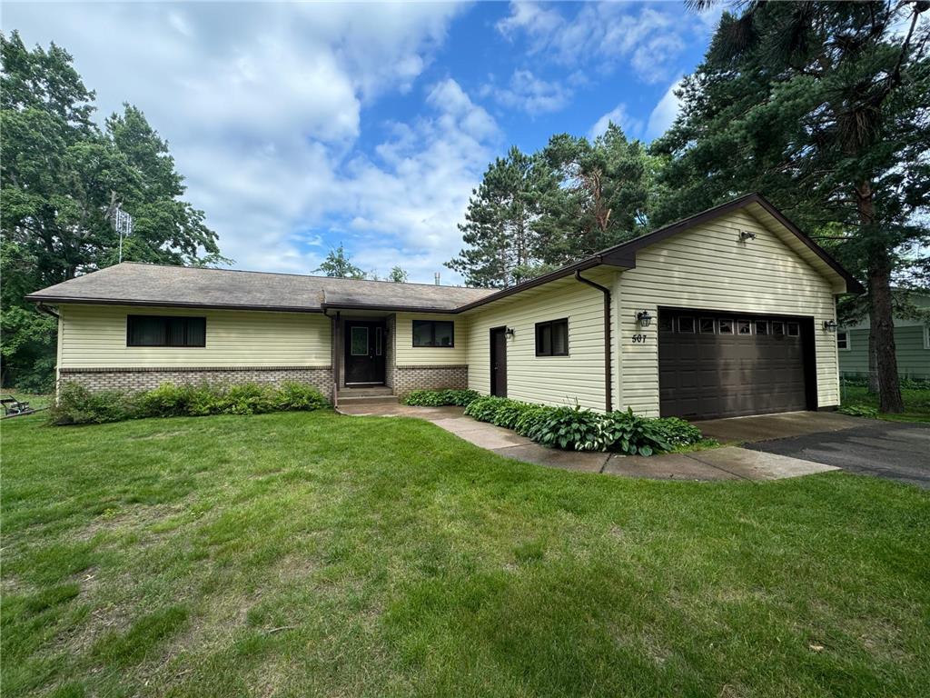 507 Oak Avenue Hinckley MN 55037 6557906 image1