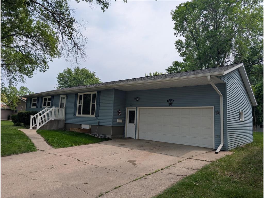 507 S 1st Street Marshall MN 56258 6742641 image1
