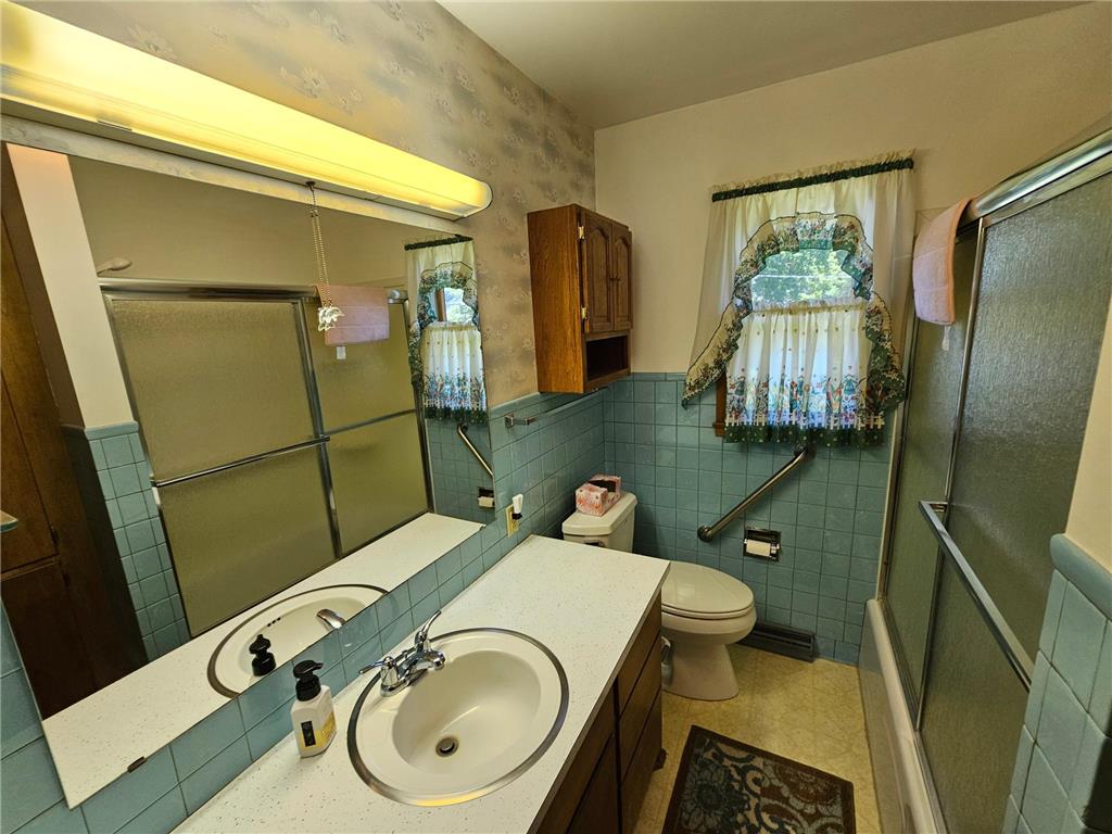 507 S Elm Street Lamberton MN 56152 7098121 image17