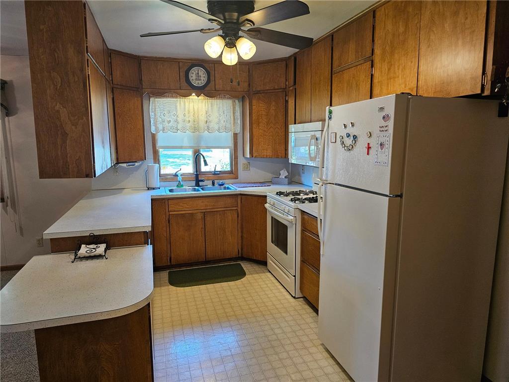 507 S Elm Street Lamberton MN 56152 7098121 image5