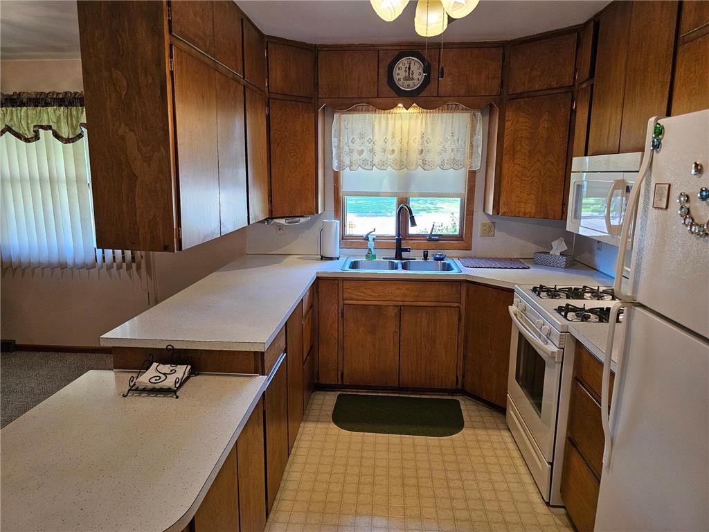 507 S Elm Street Lamberton MN 56152 7098121 image6