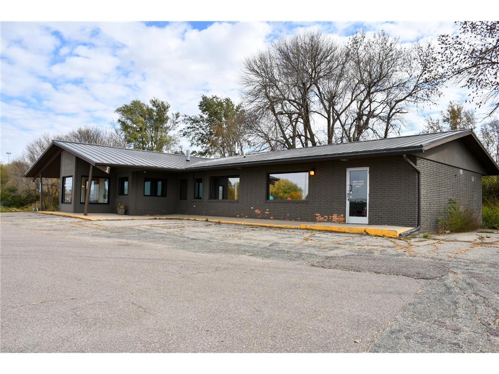 507 S Shore Drive Worthington MN 56187 6809178 image1