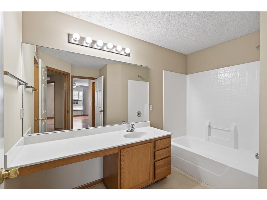 5070 Holly Lane N #6 Plymouth MN 55446 7097934 image16
