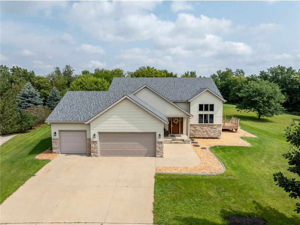5071 Manor Brook Drive NW Rochester MN 55901 6770771 image1