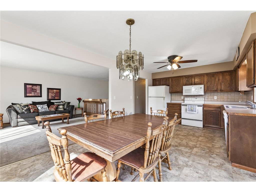 508 195th Lane NW Oak Grove MN 55011 - Swan Lake 7040679 image8