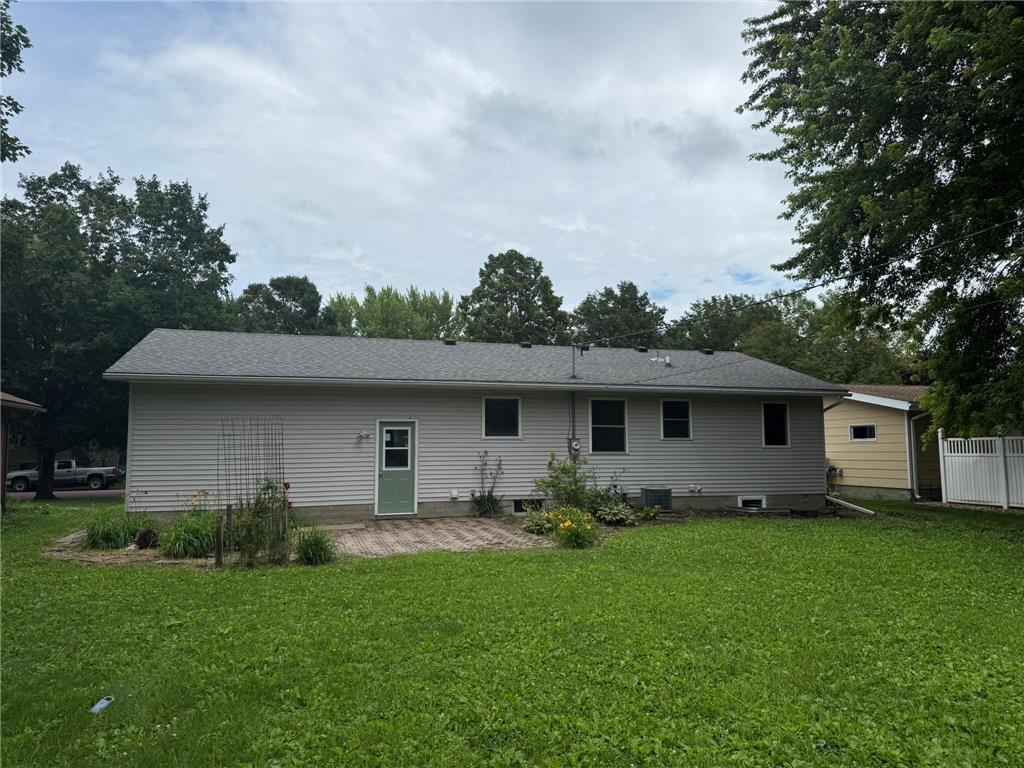 508 4th Street NW New Richland MN 56072 6753310 image2