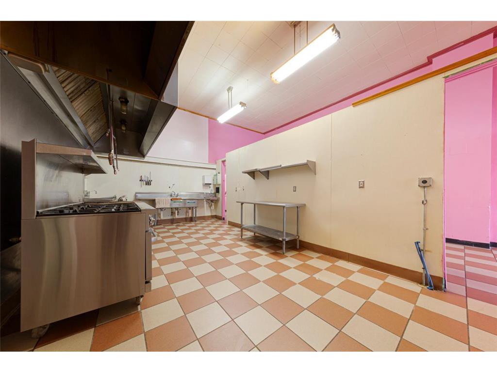 508 Central Avenue N Faribault MN 55021 6787785 image12