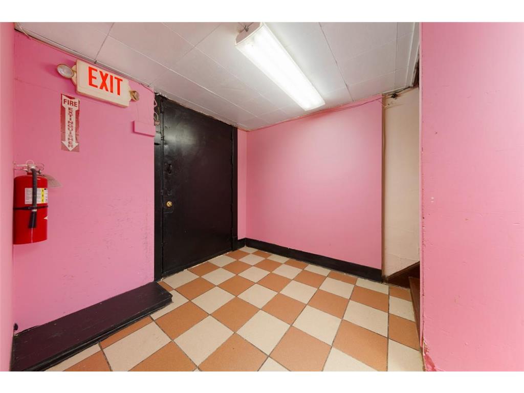 508 Central Avenue N Faribault MN 55021 6787785 image18