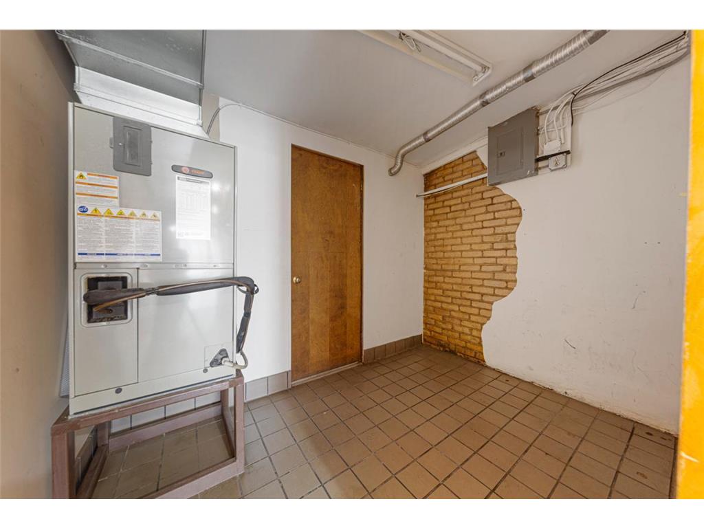 508 Central Avenue N Faribault MN 55021 6787785 image23