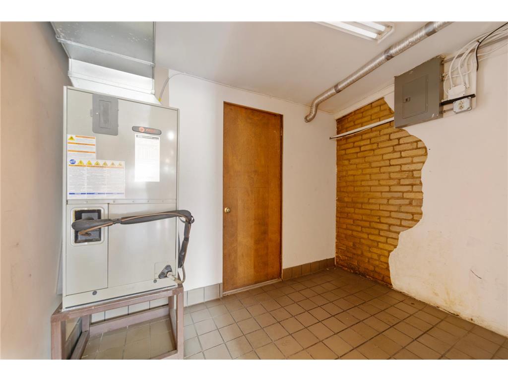 508 Central Avenue N Faribault MN 55021 6787785 image30