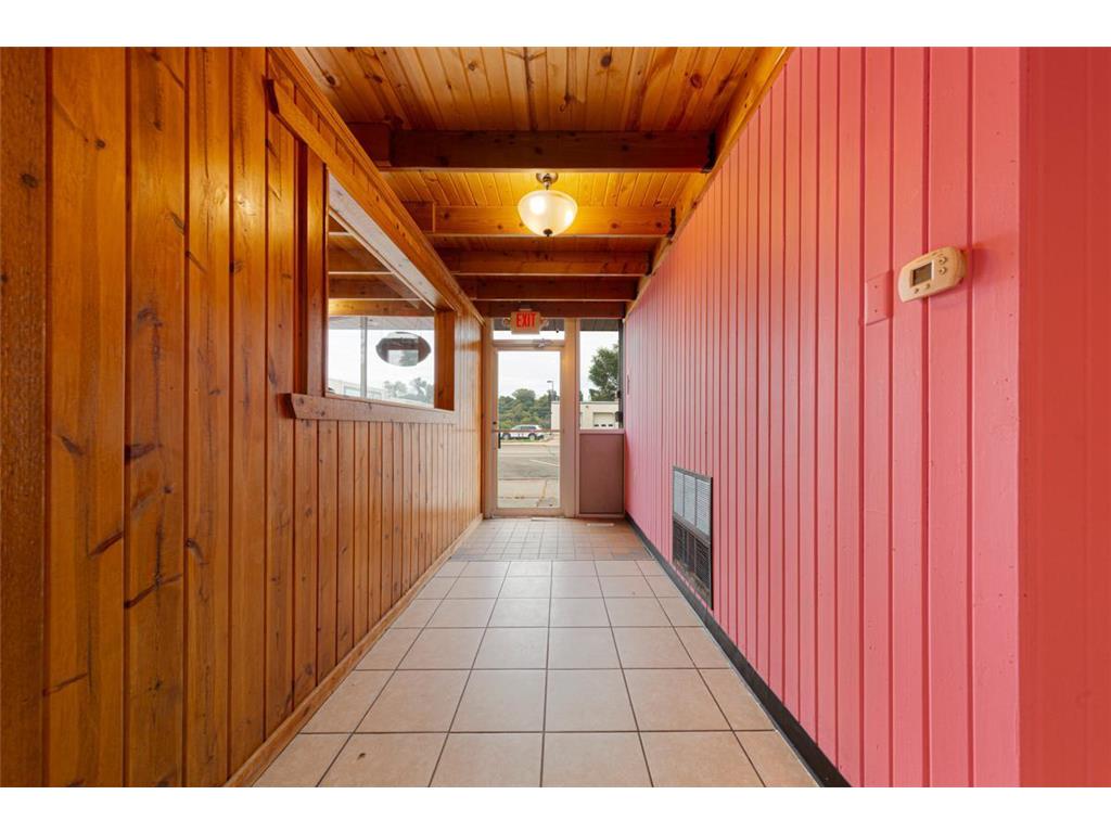 508 Central Avenue N Faribault MN 55021 6787785 image5