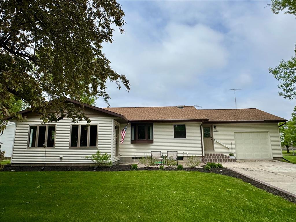 508 Fremont Avenue NW Renville MN 56284 7076762 image2