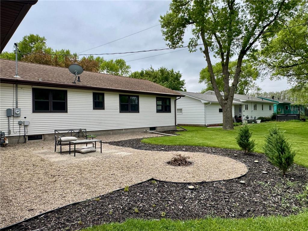 508 Fremont Avenue NW Renville MN 56284 7076762 image6