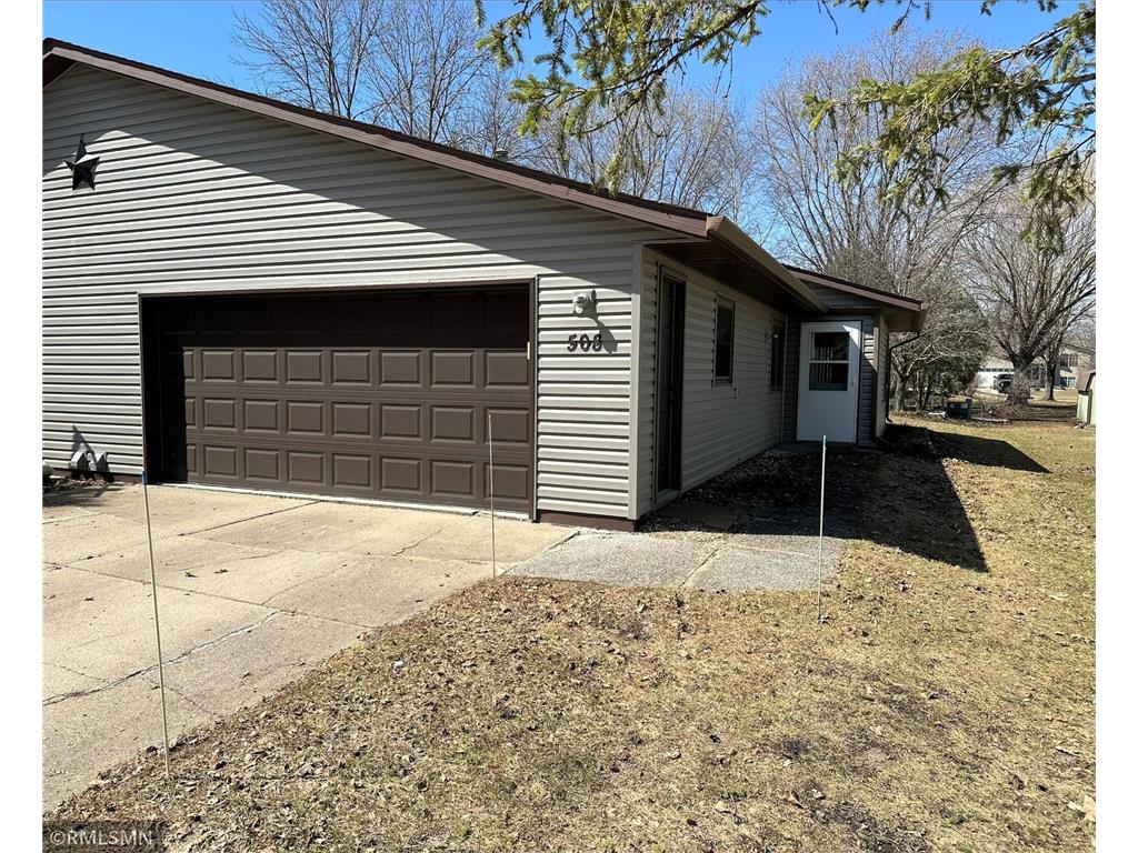 508 Jackson Street SW Hutchinson MN 55350 6343102 image1