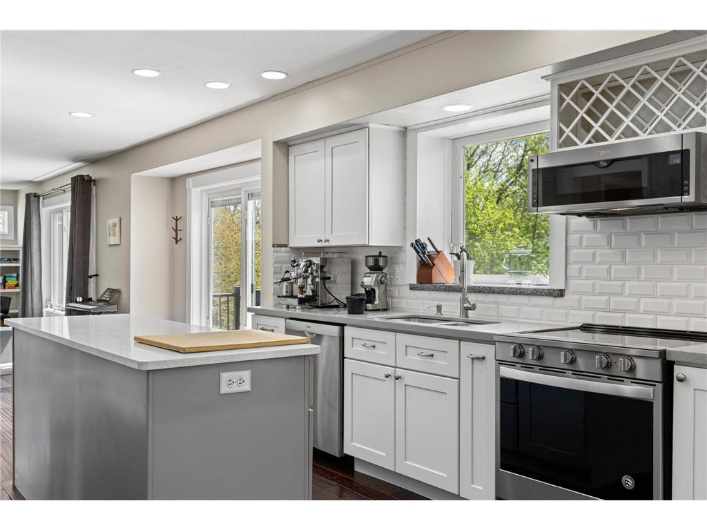 508 Severn Way Eagan MN 55123 7037455 image13