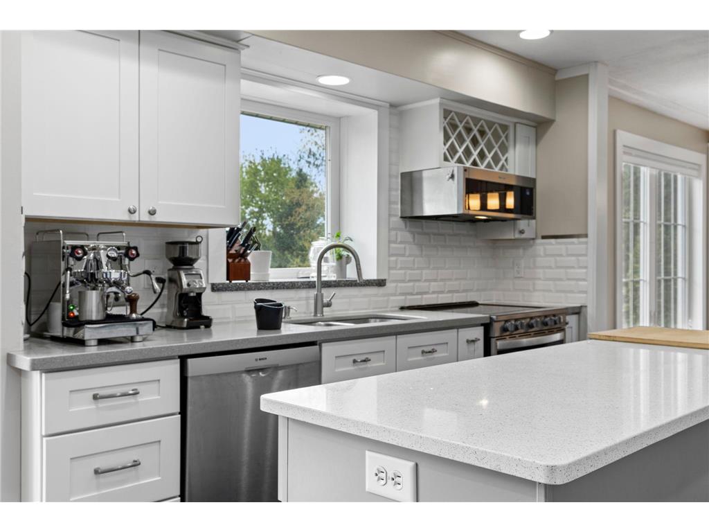 508 Severn Way Eagan MN 55123 7037455 image14