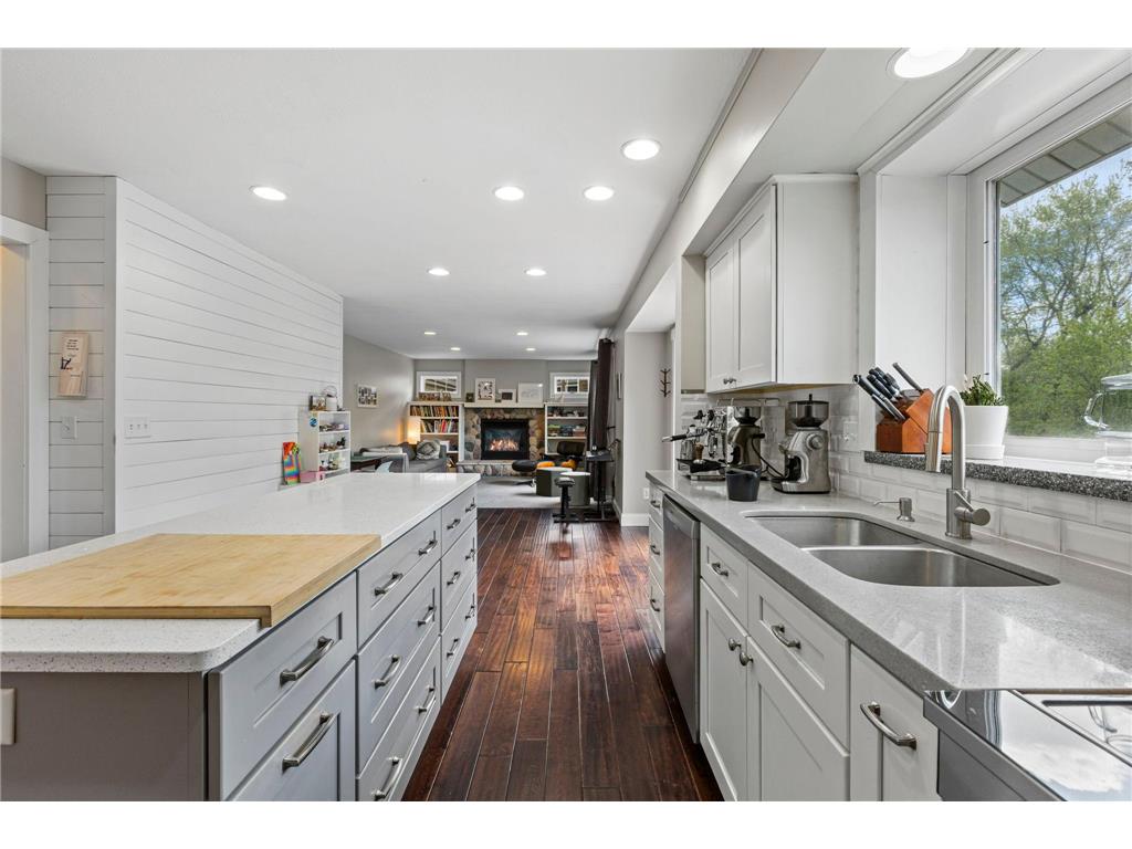 508 Severn Way Eagan MN 55123 7037455 image15