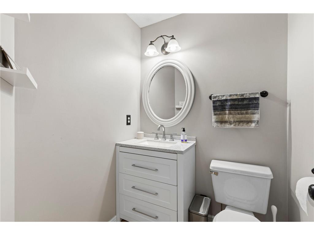 508 Severn Way Eagan MN 55123 7037455 image20