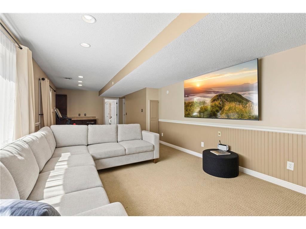 508 Severn Way Eagan MN 55123 7037455 image37