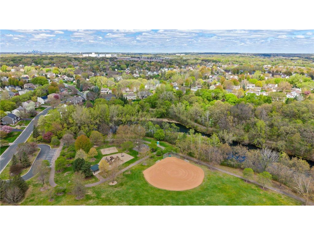 508 Severn Way Eagan MN 55123 7037455 image52