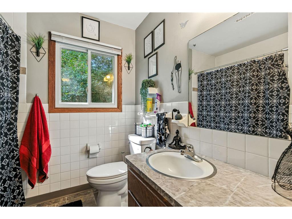 508 Shadyside Circle Hopkins MN 55343 7006664 image12