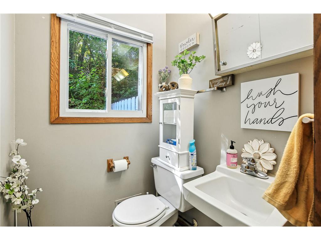 508 Shadyside Circle Hopkins MN 55343 7006664 image8