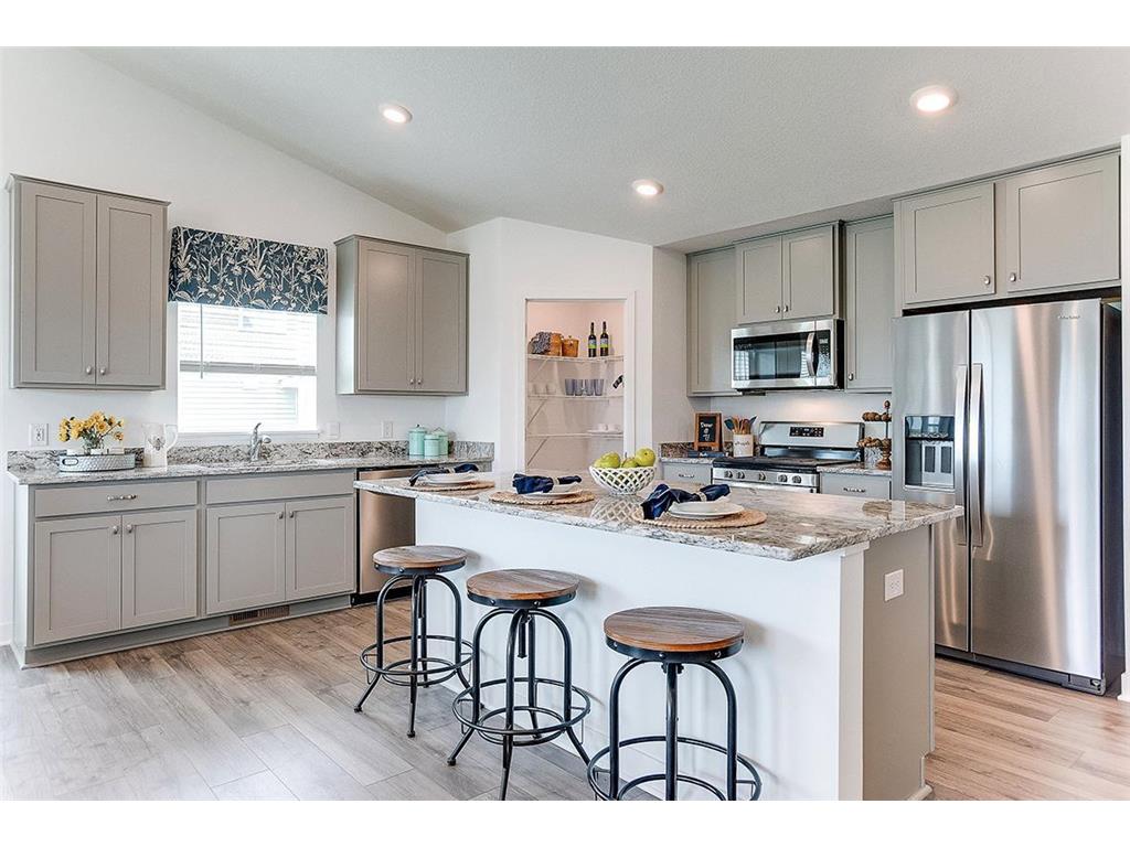 5084 Mustang Drive Woodbury MN 55129 6340937 image1