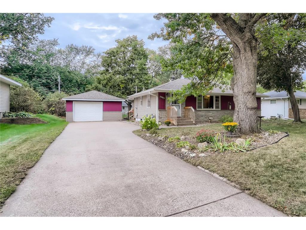 5085 Longview Drive, Mounds View, MN 55112 MLS 6267947 Edina Realty