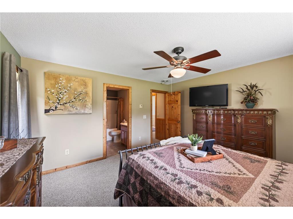 5088 357th Avenue NW Cambridge MN 55017 7009309 image20