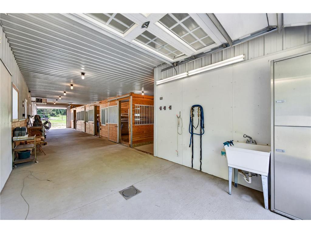 5088 357th Avenue NW Cambridge MN 55017 7009309 image36