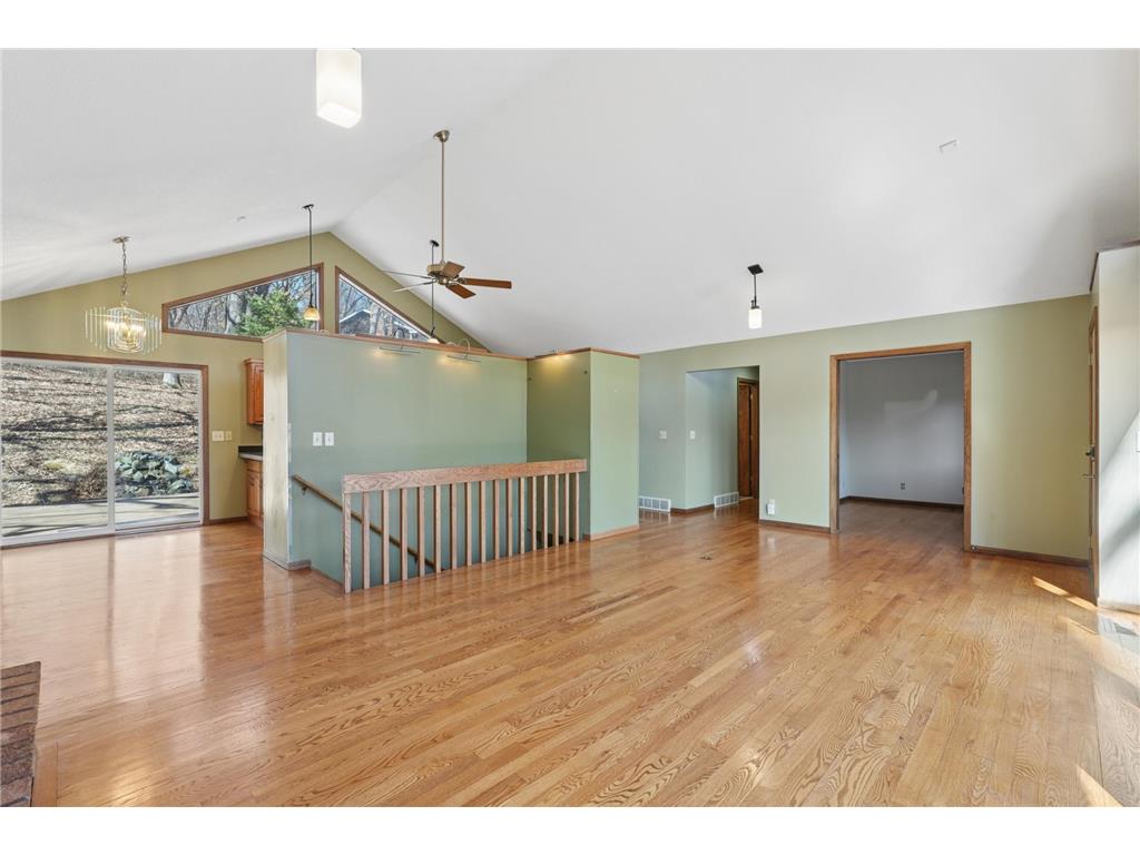 5088 Wild Canyon Drive Woodbury MN 55129 7032516 image4