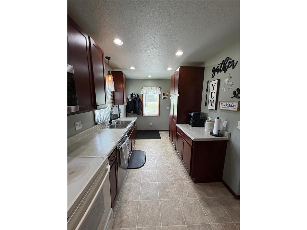 509 17th Street S Benson MN 56215 7078035 image11
