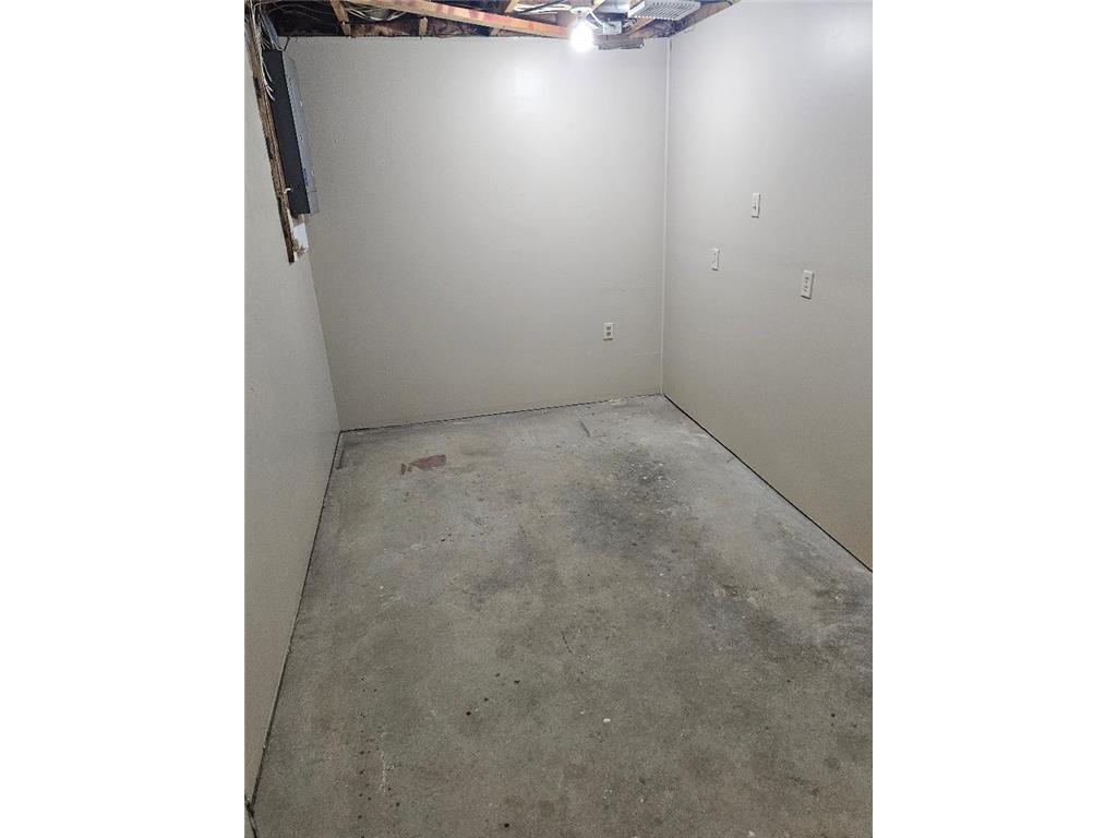 509 1st Street Bellingham MN 56212 6787744 image36