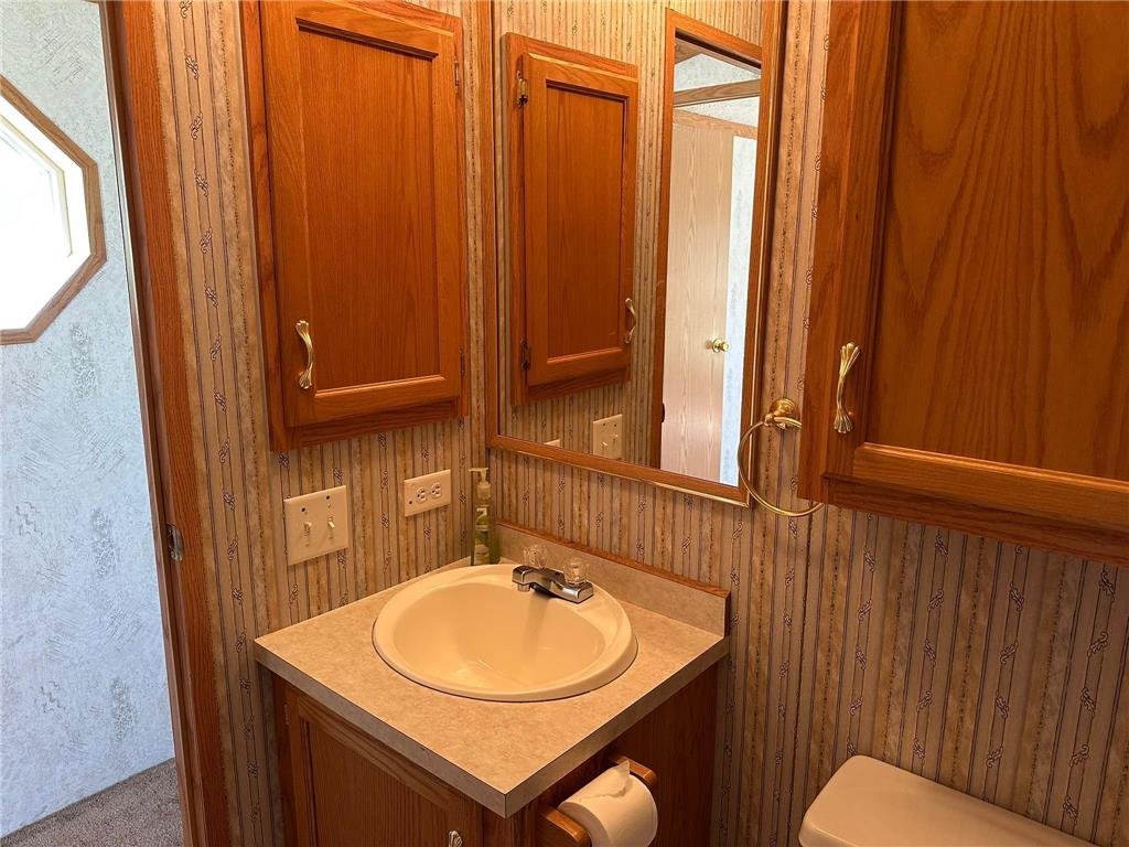 509 22 1/2 Street NW Stewartville MN 55976 7004596 image10