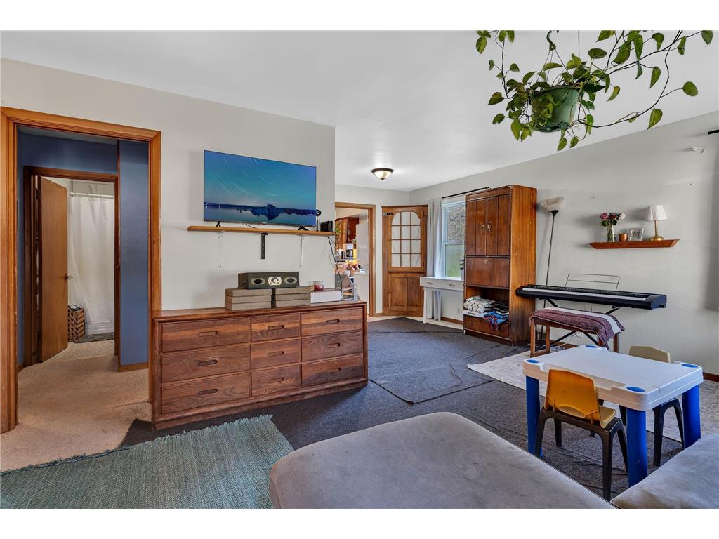 509 Charlotte Street SE Willmar MN 56201 7073771 image3