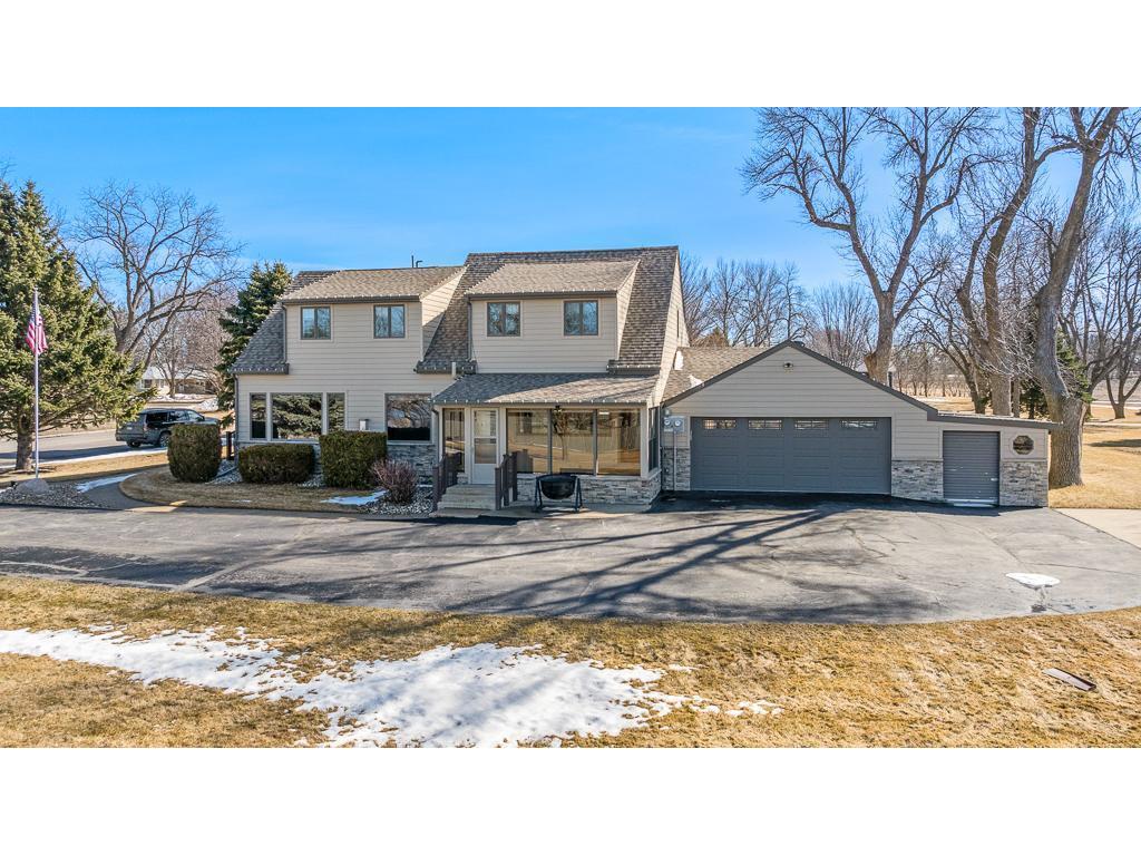509 Cottage Avenue Hendricks MN 56136 - Hendricks 7041264 image1