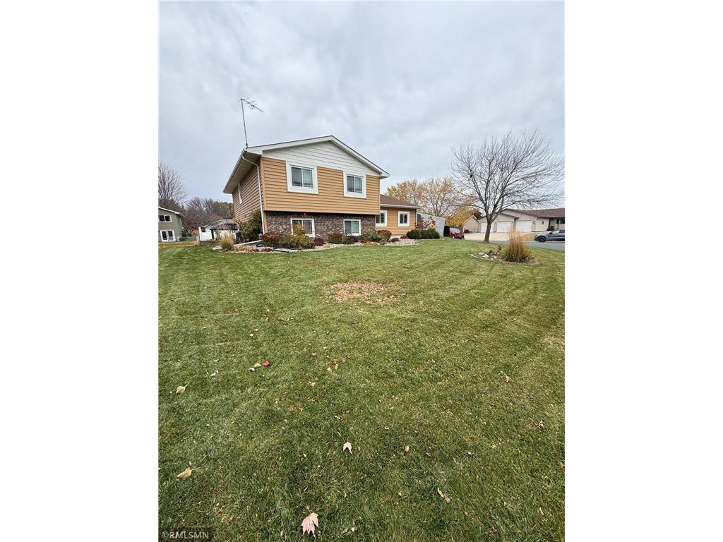 509 Devonshire Drive Norwood Young America MN 55397 6815052 image1