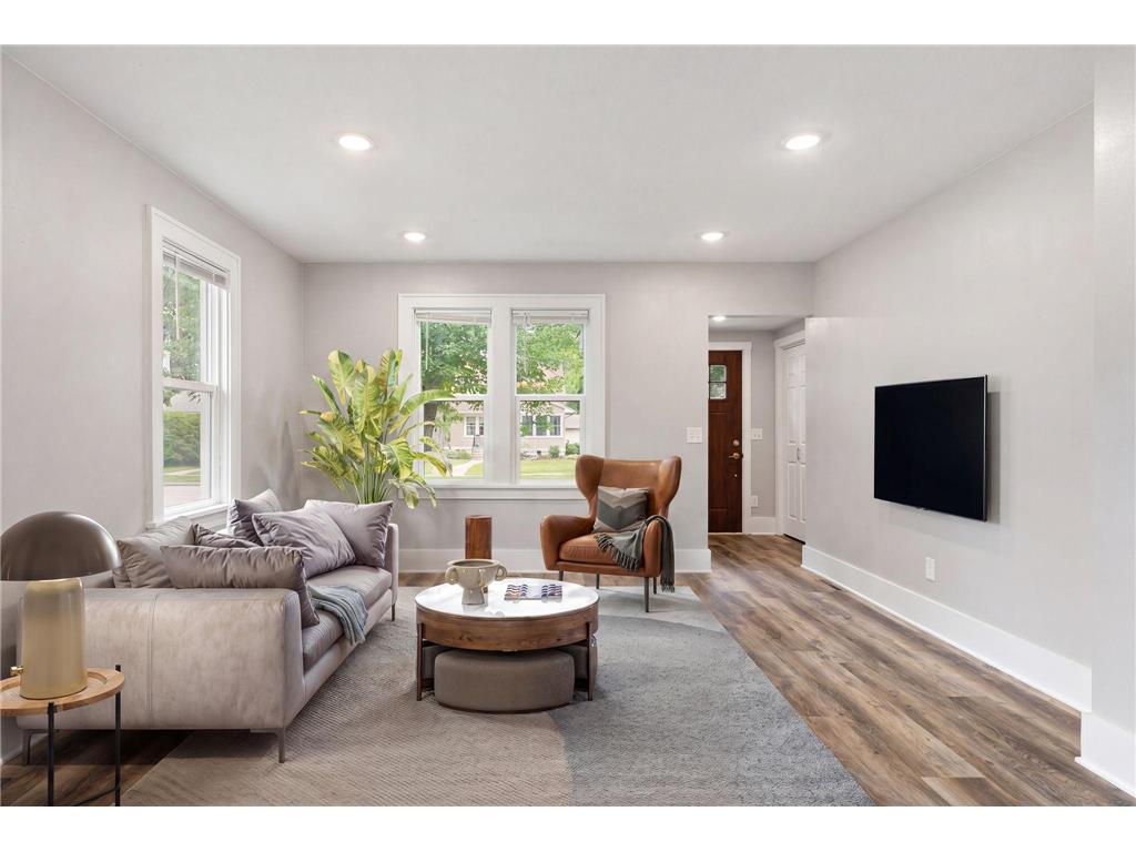 509 E Academy Street Owatonna MN 55060 7087976 image1