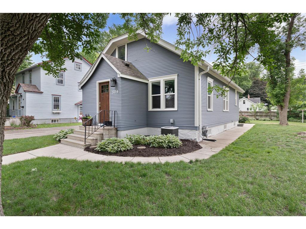 509 E Academy Street Owatonna MN 55060 7087976 image3
