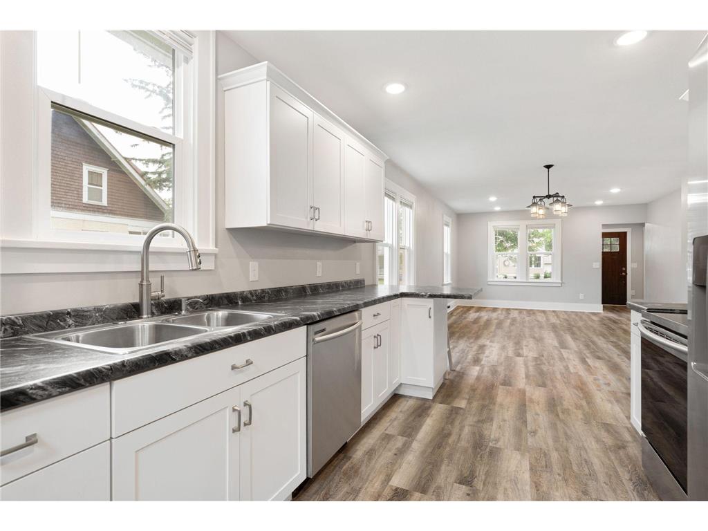 509 E Academy Street Owatonna MN 55060 7087976 image7