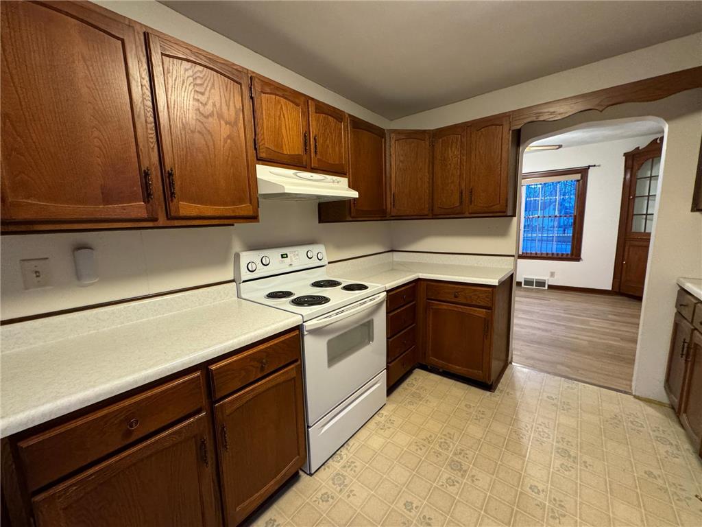 509 Kendall Street, Marshall, MN, 56258 MLS 6493050 Edina Realty