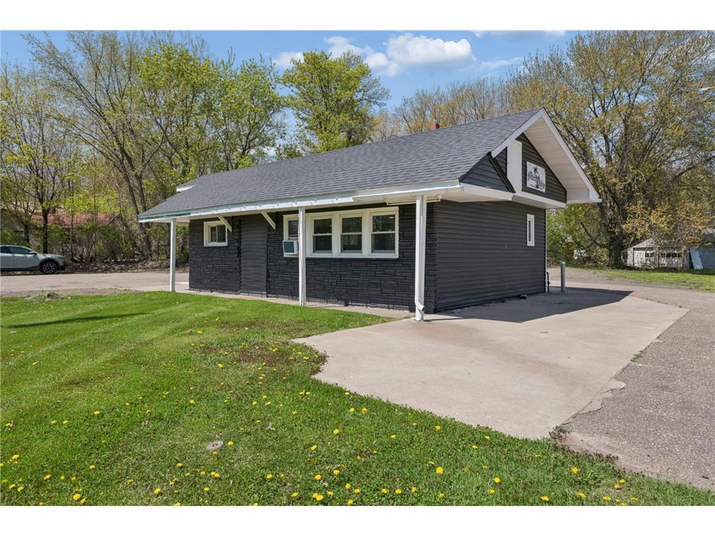 509 Main Street N Cambridge MN 55008 7021231 image2