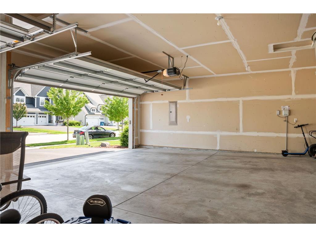 5090 Boulder Lane Chaska MN 55318 7056021 image50