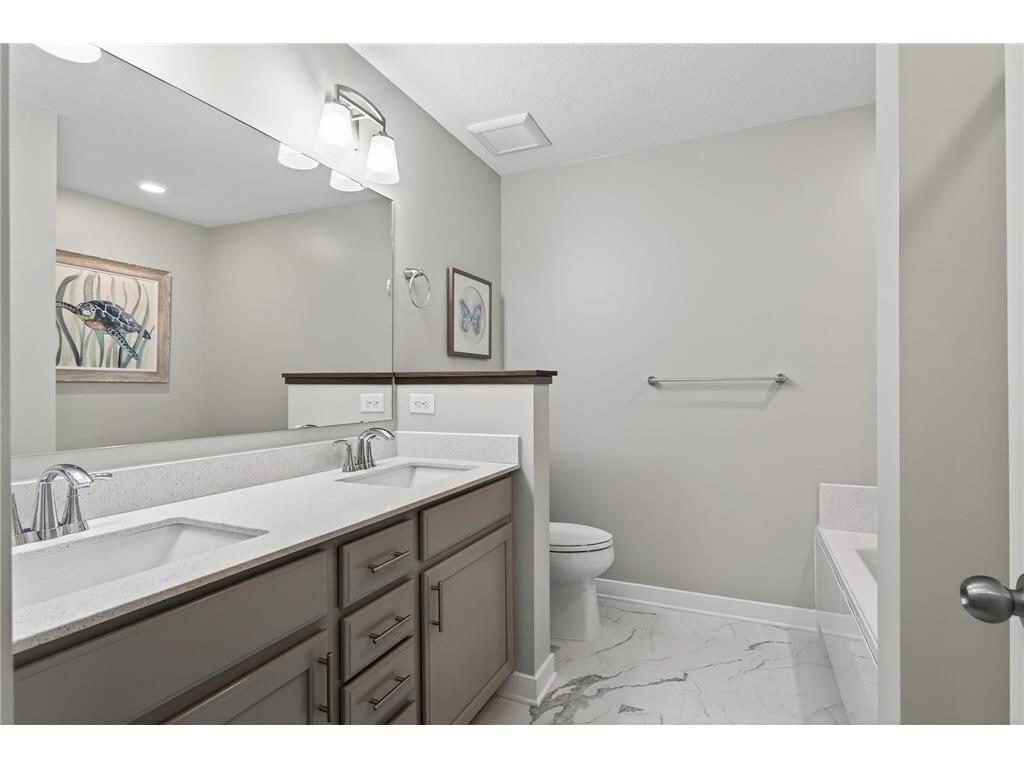 5092 93rd Lane N Brooklyn Park MN 55443 7033111 image20