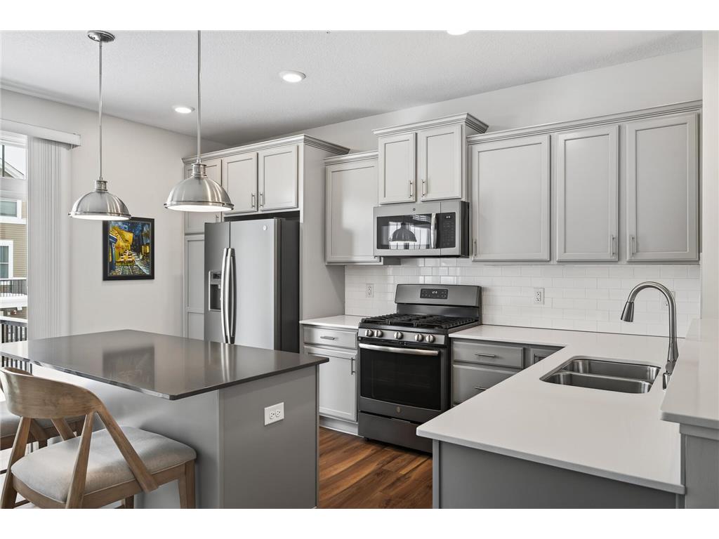 5092 93rd Lane N Brooklyn Park MN 55443 7033111 image3