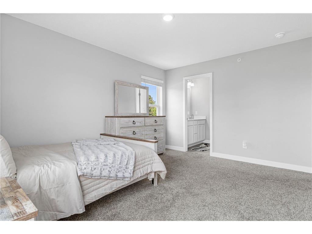 5092 Stable View Drive Woodbury MN 55129 7060066 image19